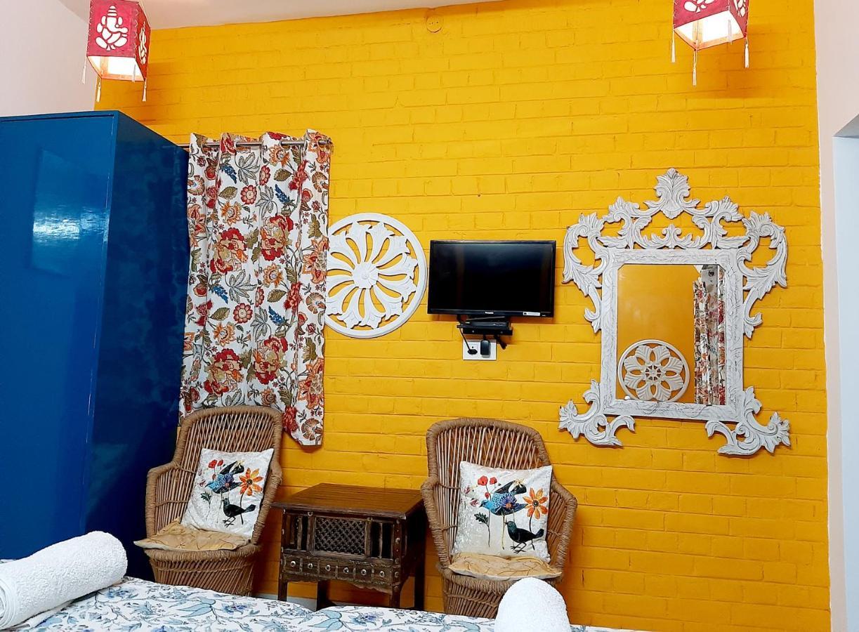 The Coral House Homestay By The Taj Agra  Εξωτερικό φωτογραφία