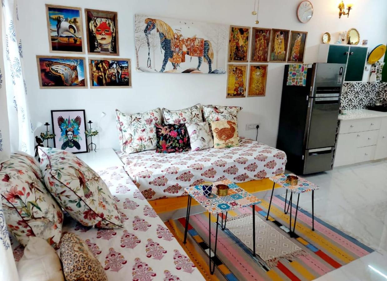 The Coral House Homestay By The Taj Agra  Εξωτερικό φωτογραφία